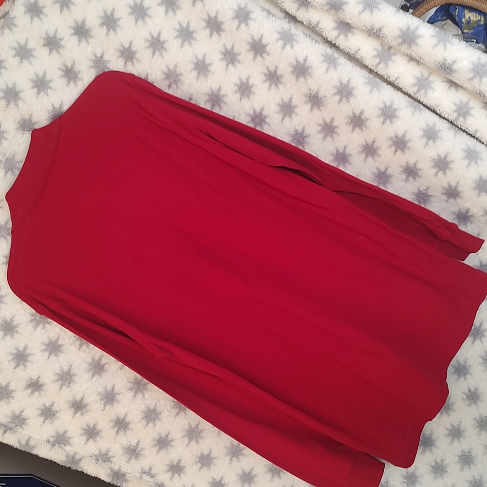 Red Shirt - Picture 7 of 10